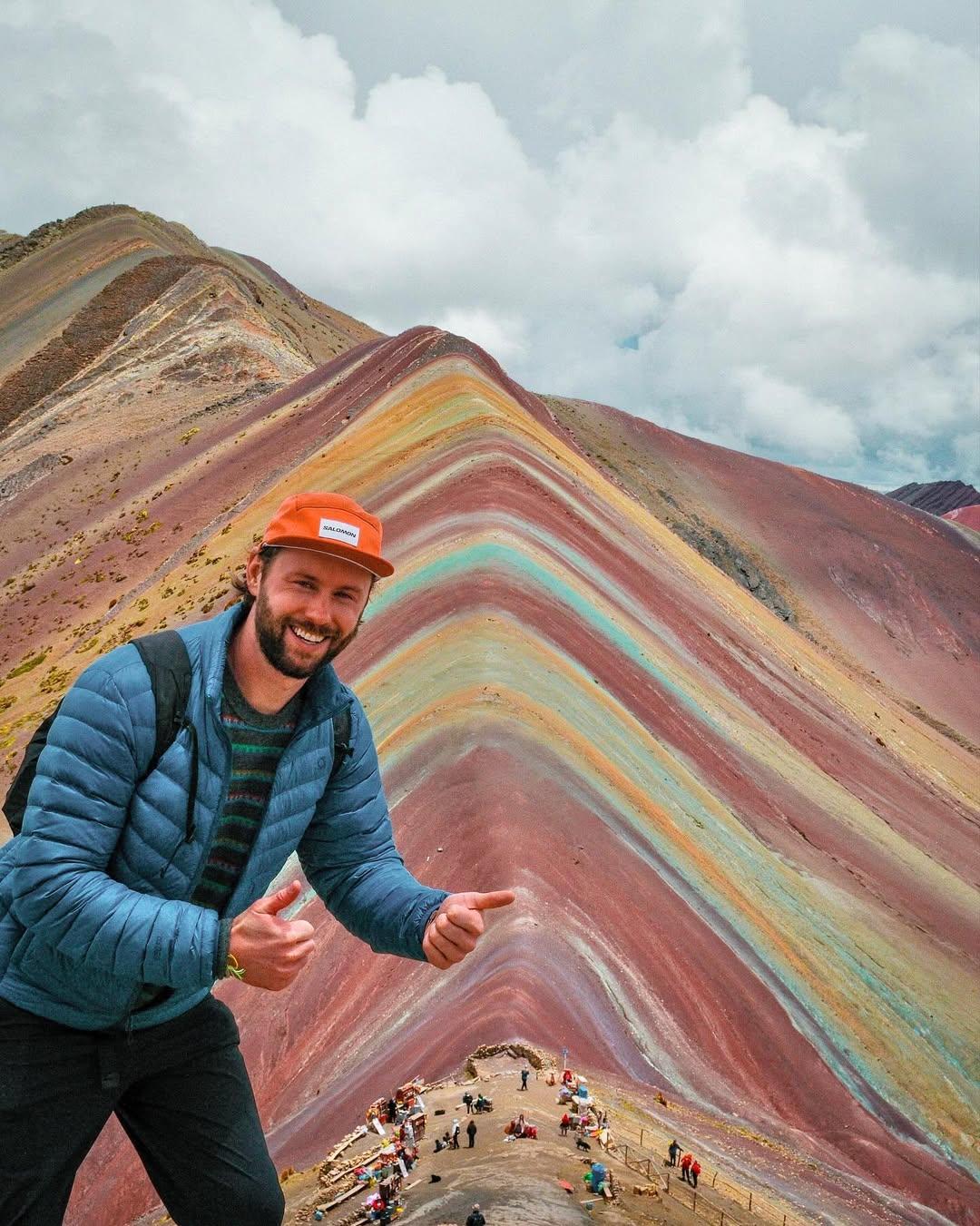 RAINBOW MOUNTAIN