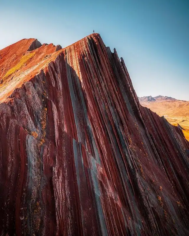 Pallay Punchu Mountain – Full-Day Tour